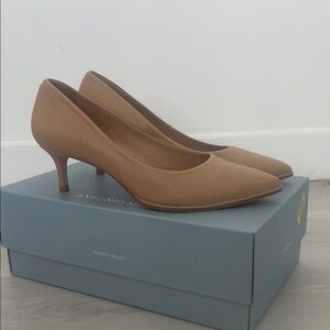 Antonio Melani Camel Heels